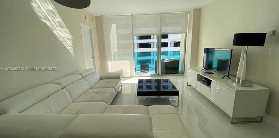 Condo in Hollywood, Florida, 2 bedrooms  № 1962489