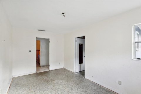 Casa en venta en Saint Petersburg, Florida, 3 dormitorios, 101.82 m2 № 1517051 - foto 8