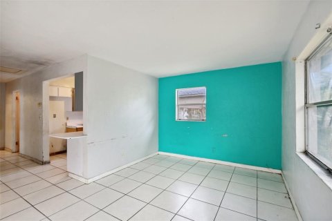Casa en venta en Saint Petersburg, Florida, 3 dormitorios, 101.82 m2 № 1517051 - foto 4