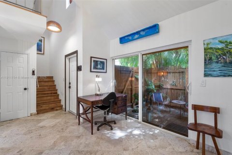 Copropriété à vendre à Miami, Floride: 2 chambres, 98.48 m2 № 1969058 - photo 24