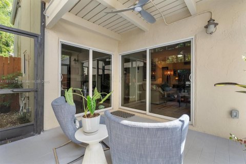 Copropriété à vendre à Miami, Floride: 2 chambres, 98.48 m2 № 1969058 - photo 30