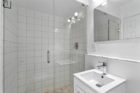 Copropriété à vendre à Miami, Floride: 2 chambres, 98.48 m2 № 1969058 - photo 23