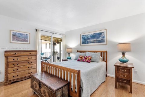 Copropriété à vendre à Miami, Floride: 2 chambres, 98.48 m2 № 1969058 - photo 19