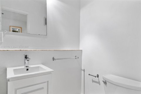 Copropriété à vendre à Miami, Floride: 2 chambres, 98.48 m2 № 1969058 - photo 22