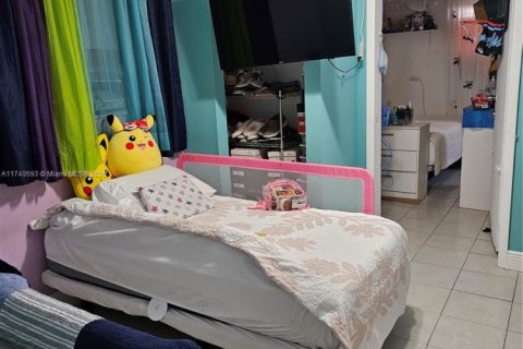 House in Miami, Florida 3 bedrooms, 85.28 sq.m. № 1961538 - photo 10