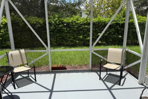 Townhouse in Coral Springs, Florida 3 bedrooms, 127.65 sq.m. № 1838760 - photo 15