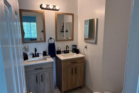 Townhouse in Coral Springs, Florida 3 bedrooms, 127.65 sq.m. № 1838760 - photo 5