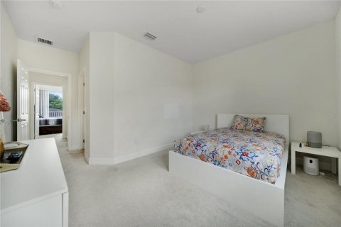 Townhouse in Clermont, Florida 3 bedrooms, 139.45 sq.m. № 1855803 - photo 21