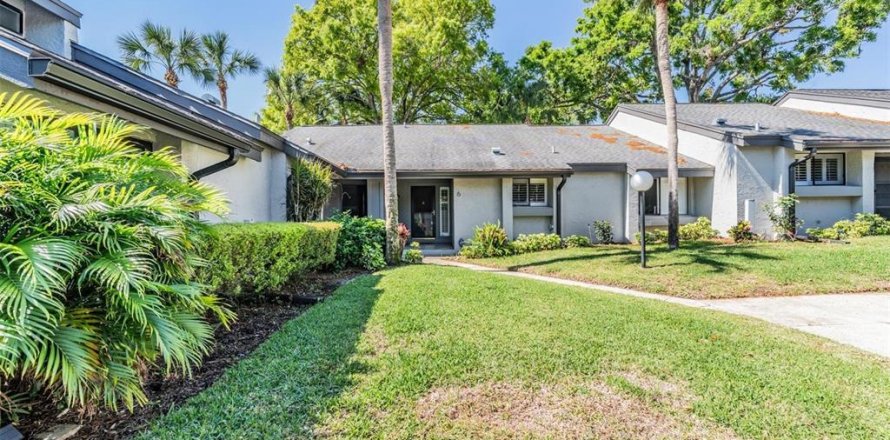 House in Tarpon Springs, Florida 2 bedrooms, 102.19 sq.m. № 1609111