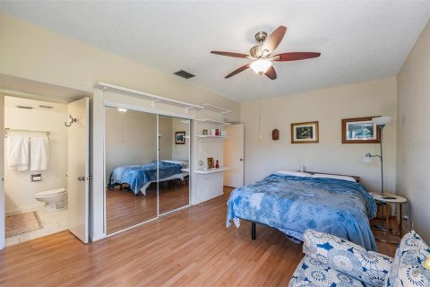 House in Tarpon Springs, Florida 2 bedrooms, 102.19 sq.m. № 1609111 - photo 14