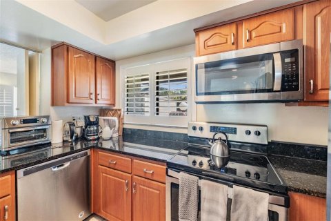 House in Tarpon Springs, Florida 2 bedrooms, 102.19 sq.m. № 1609111 - photo 9