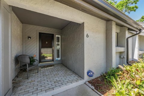 House in Tarpon Springs, Florida 2 bedrooms, 102.19 sq.m. № 1609111 - photo 3