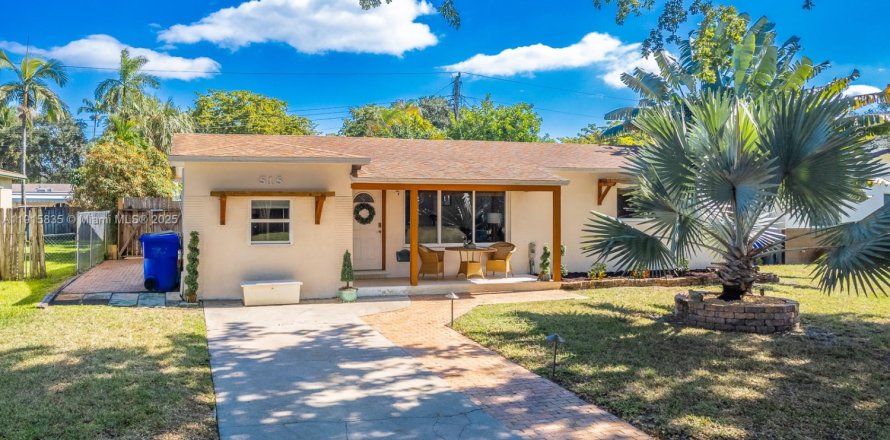 Casa en Hollywood, Florida 3 dormitorios, 120.22 m2 № 1970926