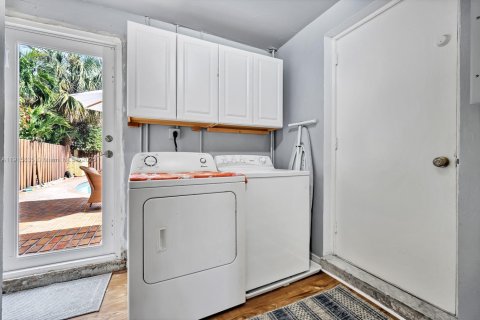 Casa en venta en Hollywood, Florida, 3 dormitorios, 120.22 m2 № 1970926 - foto 30