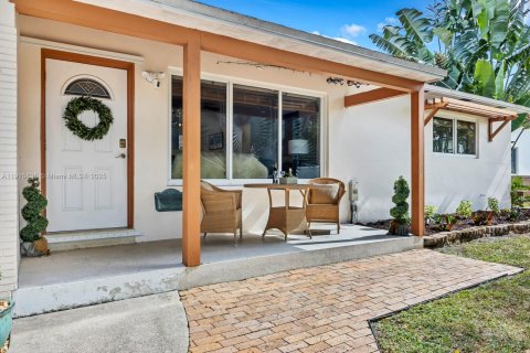 Casa en venta en Hollywood, Florida, 3 dormitorios, 120.22 m2 № 1970926 - foto 8