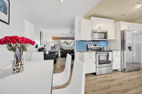 Casa en venta en Hollywood, Florida, 3 dormitorios, 120.22 m2 № 1970926 - foto 19