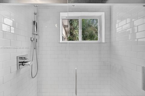 Casa en venta en Hollywood, Florida, 3 dormitorios, 120.22 m2 № 1970926 - foto 24