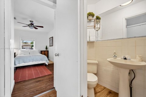 Casa en venta en Hollywood, Florida, 3 dormitorios, 120.22 m2 № 1970926 - foto 28