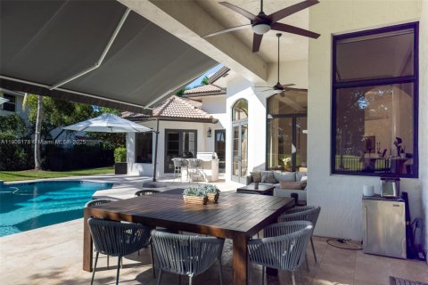 Купить виллу или дом в Уэстон, Флорида 5 спален, 406.63м2, № 1965580 - фото 6
