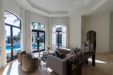 Купить виллу или дом в Уэстон, Флорида 5 спален, 406.63м2, № 1965580 - фото 24