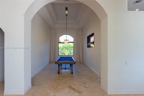 Купить виллу или дом в Уэстон, Флорида 5 спален, 406.63м2, № 1965580 - фото 19