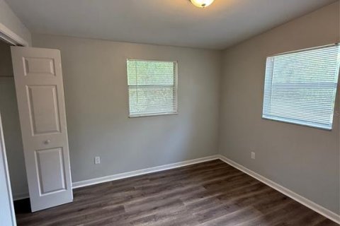 Casa en venta en Tampa, Florida, 4 dormitorios, 126.72 m2 № 1670129 - foto 15