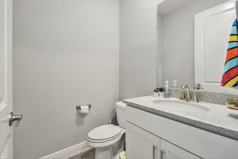 House in Lutz, Florida 4 bedrooms, 304.53 sq.m. № 1894539 - photo 22