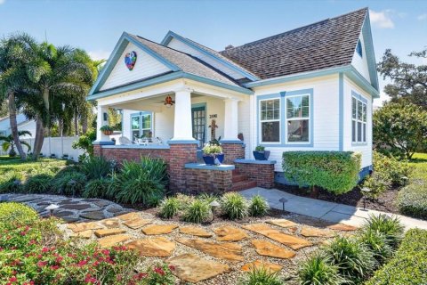 Villa ou maison à Saint Petersburg, Floride 4 chambres, 237.74 m2 № 2431636