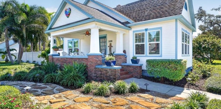 Villa ou maison à Saint Petersburg, Floride 4 chambres, 237.74 m2 № 2431636