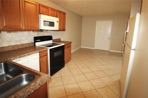 Condo in Bradenton, Florida, 2 bedrooms  № 1895211 - photo 3