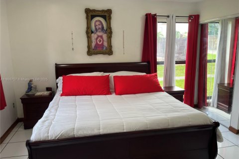 Condo in Sweetwater, Florida, 3 bedrooms  № 2080232 - photo 12