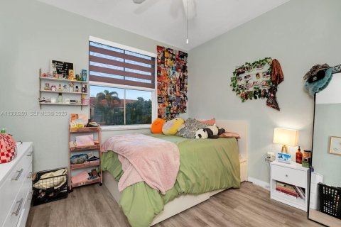 Touwnhouse à louer à Pembroke Pines, Floride: 3 chambres, 153.94 m2 № 1996854 - photo 19