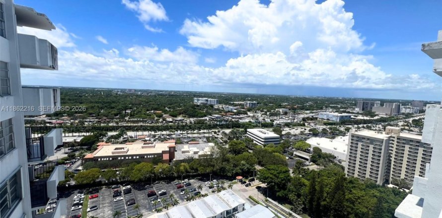 Кондоминиум с 1 спальней в Авентура, Флорида № 2013838