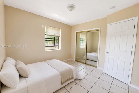 Villa ou maison à louer à Miami, Floride: 3 chambres, 191.94 m2 № 2168101 - photo 8