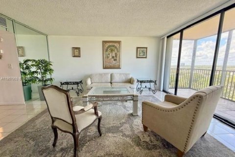 Condominio en venta en Aventura, Florida, 1 dormitorio, 96.43 m2 № 1964276 - foto 5