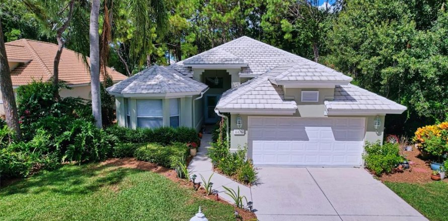 Villa ou maison à University Park, Floride 3 chambres, 217.3 m2 № 1820470