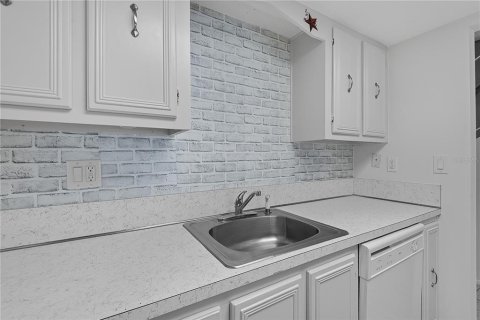 Copropriété à vendre à Ormond Beach, Floride: 2 chambres, 110 m2 № 2218641 - photo 17
