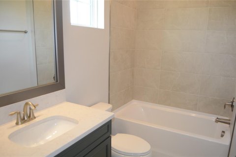 Villa ou maison à louer à Zephyrhills, Floride: 6 chambres, 421.68 m2 № 1791310 - photo 16