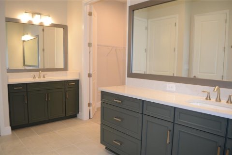 Villa ou maison à louer à Zephyrhills, Floride: 6 chambres, 421.68 m2 № 1791310 - photo 20