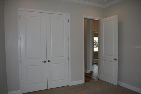 Villa ou maison à louer à Zephyrhills, Floride: 6 chambres, 421.68 m2 № 1791310 - photo 7