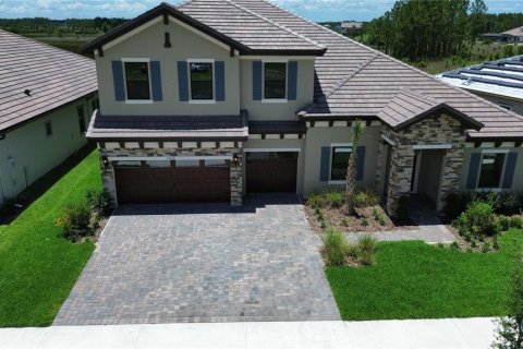 Villa ou maison à louer à Zephyrhills, Floride: 6 chambres, 421.68 m2 № 1791310 - photo 1