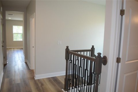 Villa ou maison à louer à Zephyrhills, Floride: 6 chambres, 421.68 m2 № 1791310 - photo 28