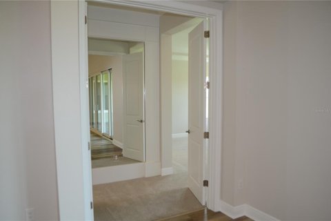 Villa ou maison à louer à Zephyrhills, Floride: 6 chambres, 421.68 m2 № 1791310 - photo 17