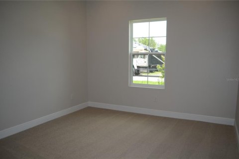 Villa ou maison à louer à Zephyrhills, Floride: 6 chambres, 421.68 m2 № 1791310 - photo 8
