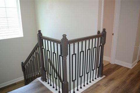 Villa ou maison à louer à Zephyrhills, Floride: 6 chambres, 421.68 m2 № 1791310 - photo 26