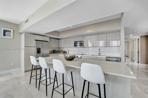 Купить кондоминиум в Халландейл-Бич, Флорида 3 спальни, 161.37м2, № 2009529 - фото 17