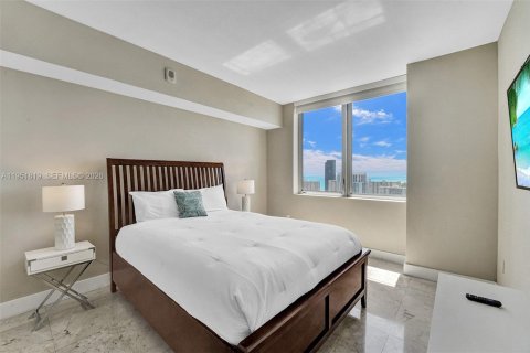 Купить кондоминиум в Халландейл-Бич, Флорида 3 спальни, 161.37м2, № 2009529 - фото 25