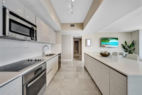 Купить кондоминиум в Халландейл-Бич, Флорида 3 спальни, 161.37м2, № 2009529 - фото 22