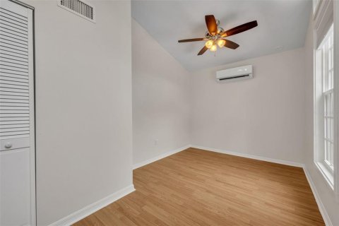 House in Orlando, Florida 3 bedrooms, 129.32 sq.m. № 1831271 - photo 27