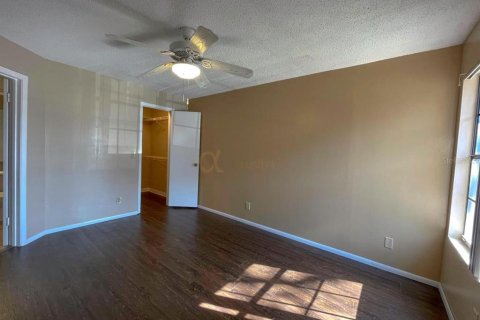 Condo in Altamonte Springs, Florida, 1 bedroom  № 2386097 - photo 20